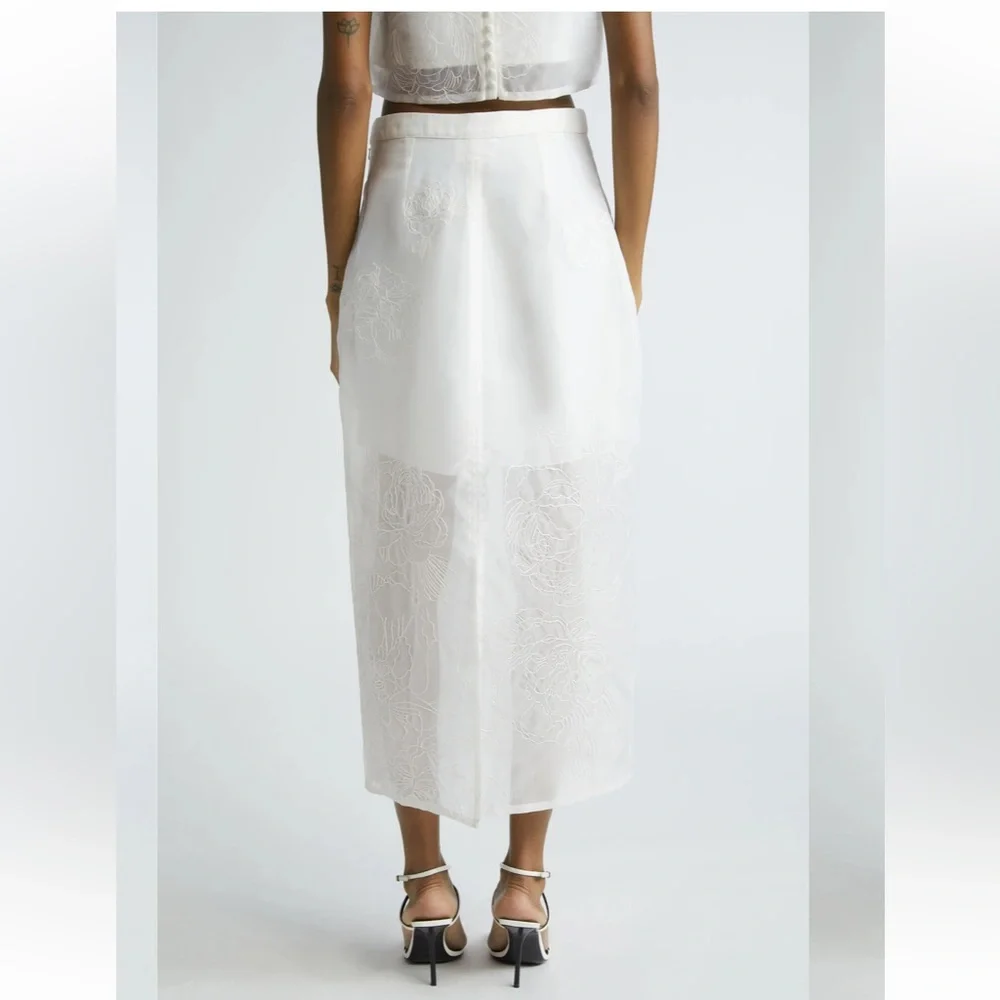 Cinq à Sept Etta Floral
Embroidered Maxi Skirt in Ivory size 4 women - Picture 5 of 11